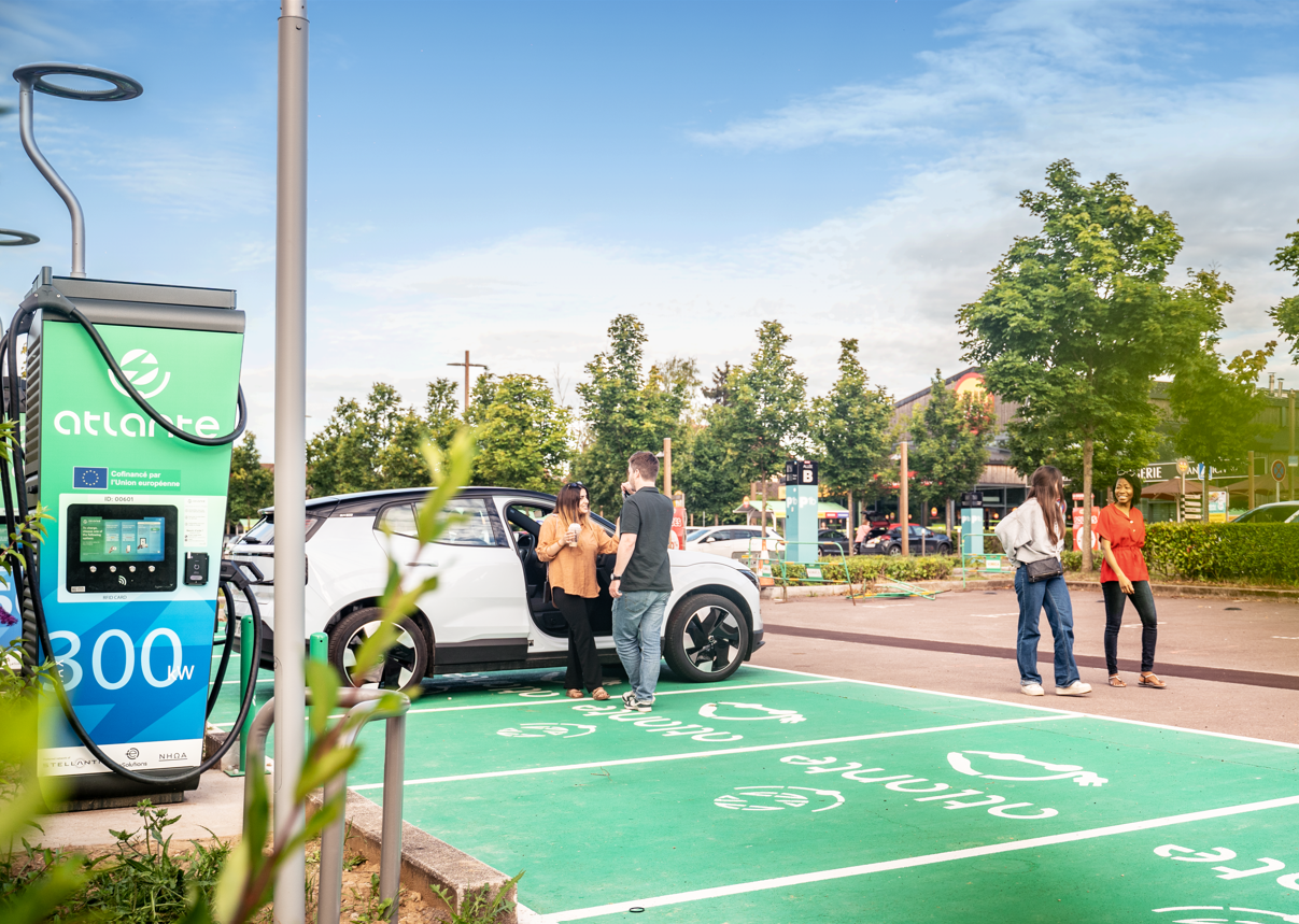 Atlante et COOP Atlantique s’associent et accelerent le deploiement de la recharge electrique rapide, pour une experience client toujours plus fluide